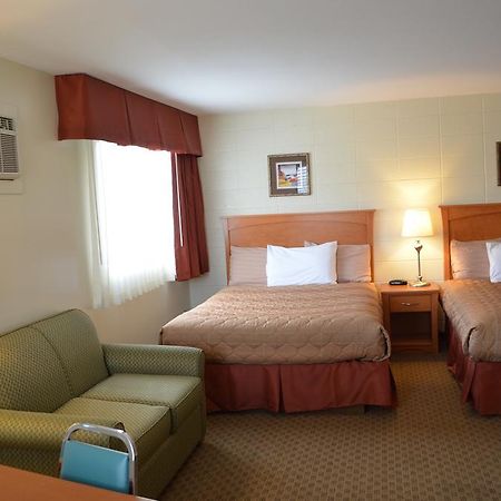 Fortune Motel Камлупс Стая снимка