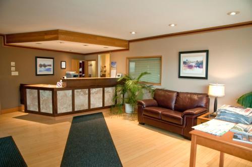 Fortune Motel Камлупс Екстериор снимка